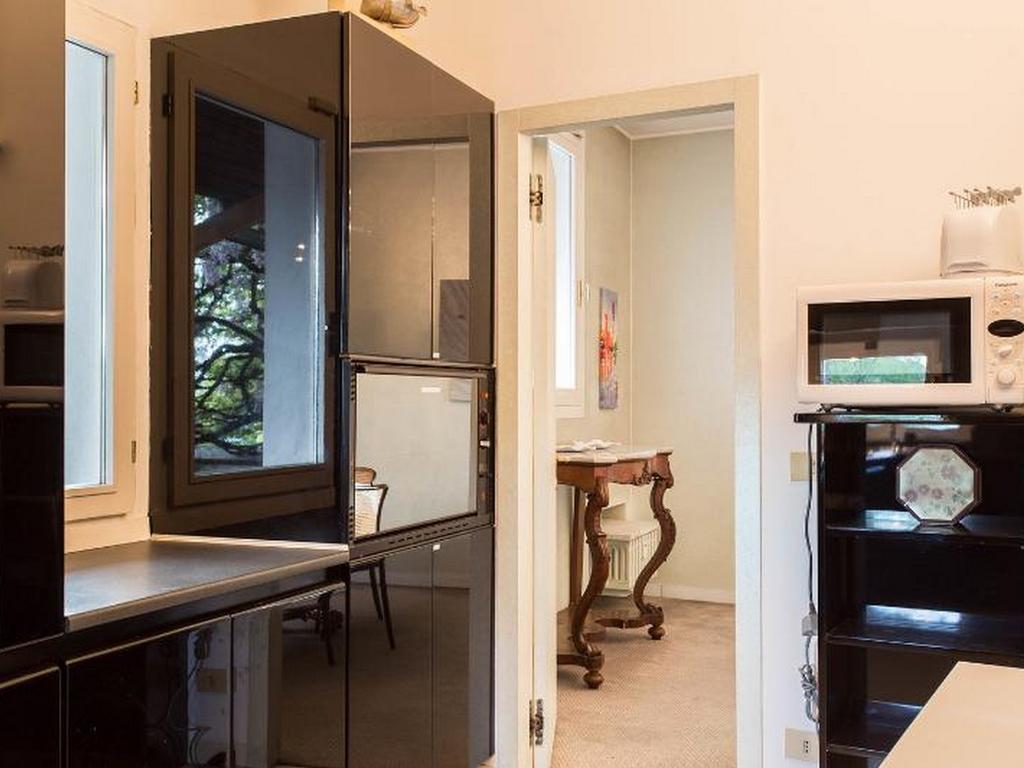 Roomy Apartment Duomo & San Babila Milan Luaran gambar