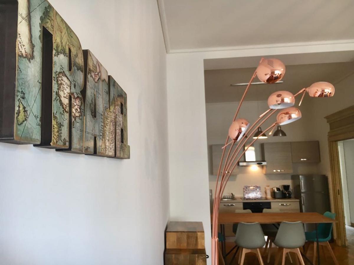 Roomy Apartment Duomo & San Babila Milan Luaran gambar